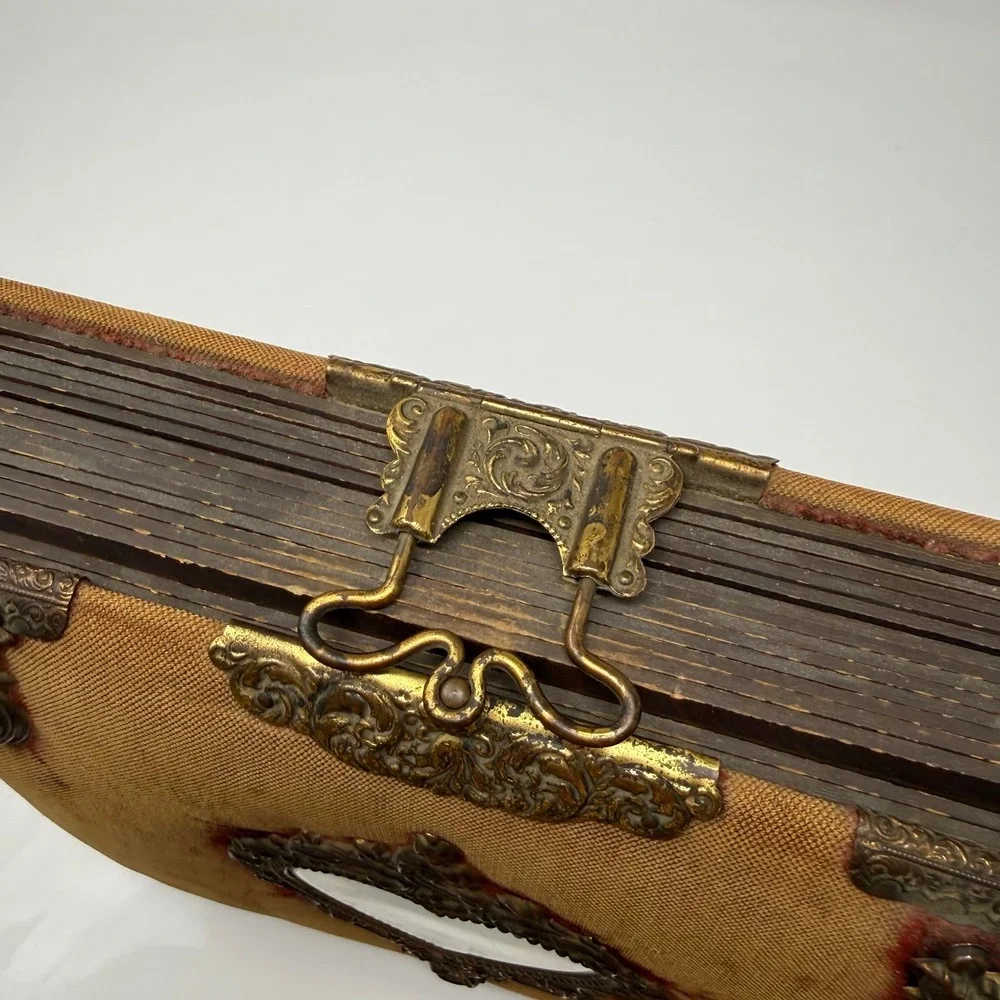 Victorian Standing Cabinet Card Photo Album‎ Antique velvet heart mirror album